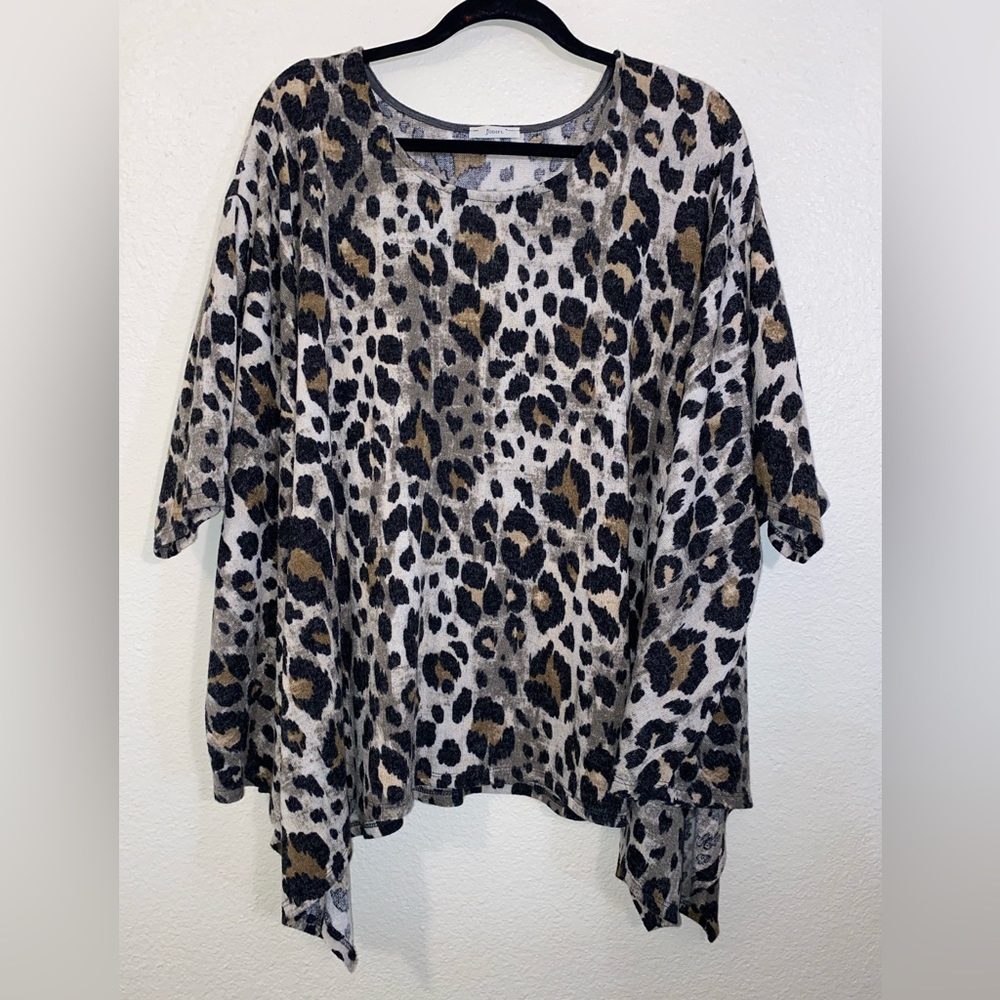 Leopard print tunic